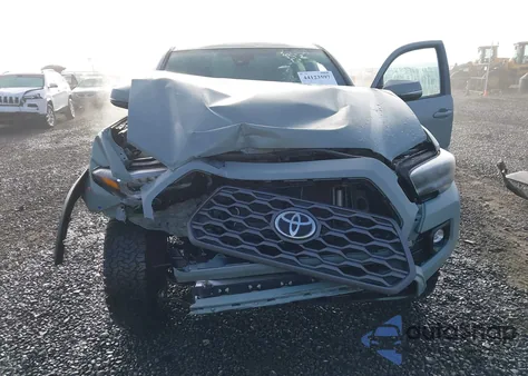 2022 Toyota Tacoma Trd Off Road из США, поврежденный, VIN 3TMCZ5AN9NM492896